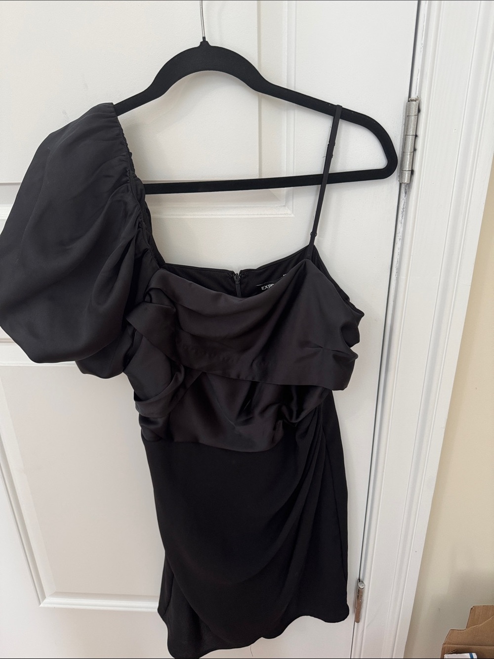 Elegant One-Shoulder Black Dress with Ruffle Detail